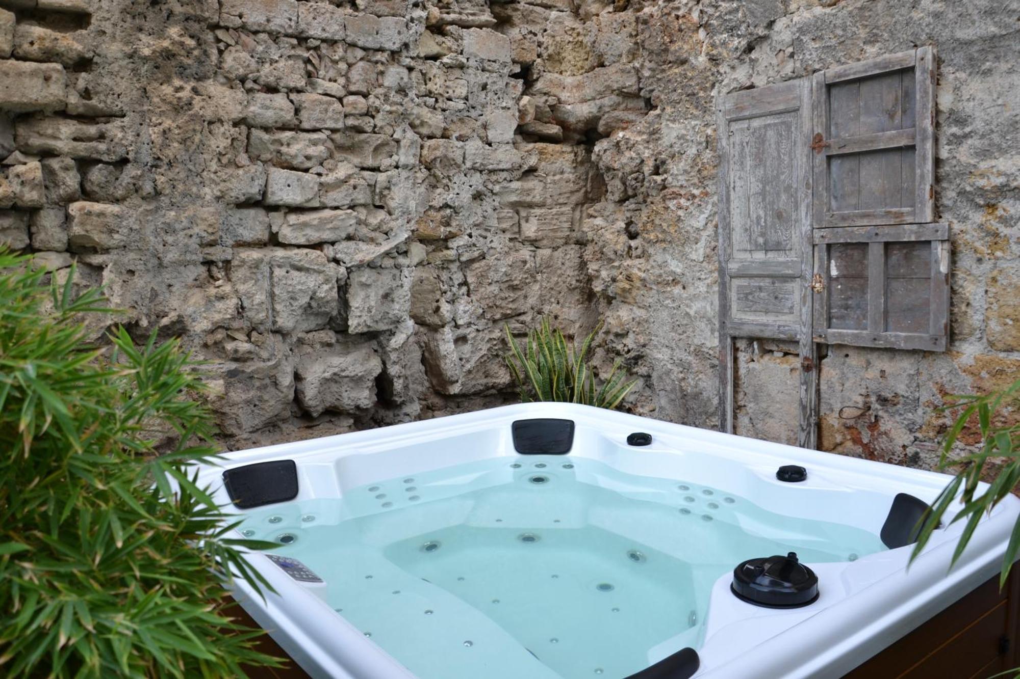 Bastione Spasimo Boutique Hotel *